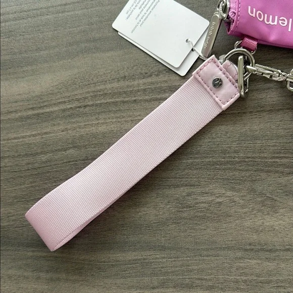 NWT Lululemon Dual Pouch Wristlet Wallet - Picture 6 of 7